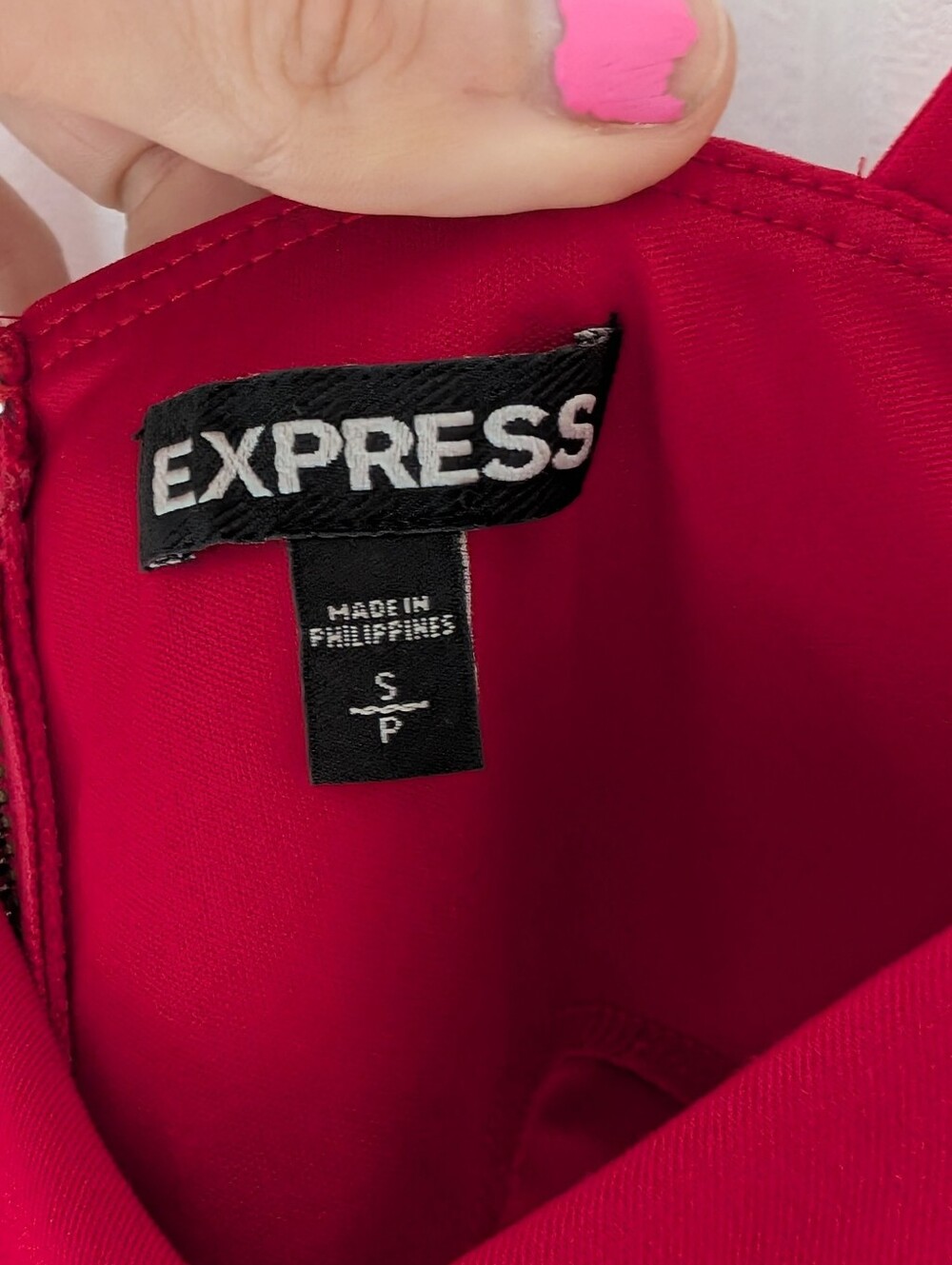 Express Crop Top - Picture 2 of 2